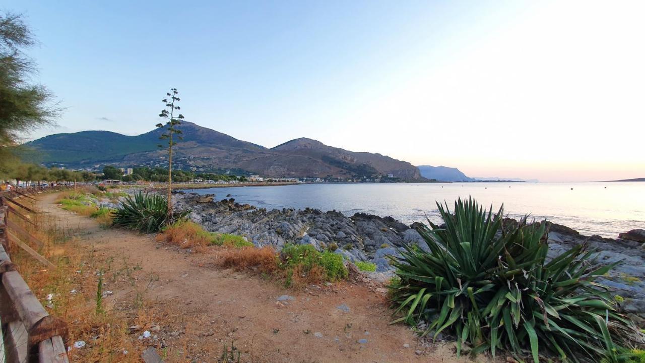La Casetta Di Ceciu Villa Palermo Bagian luar foto
